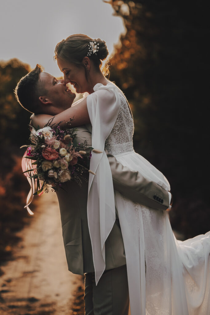 Kasia i Adrian - Romantyczny Ślub w Zielonej Górze - Niećkowiak Weddings Foto&Video 48