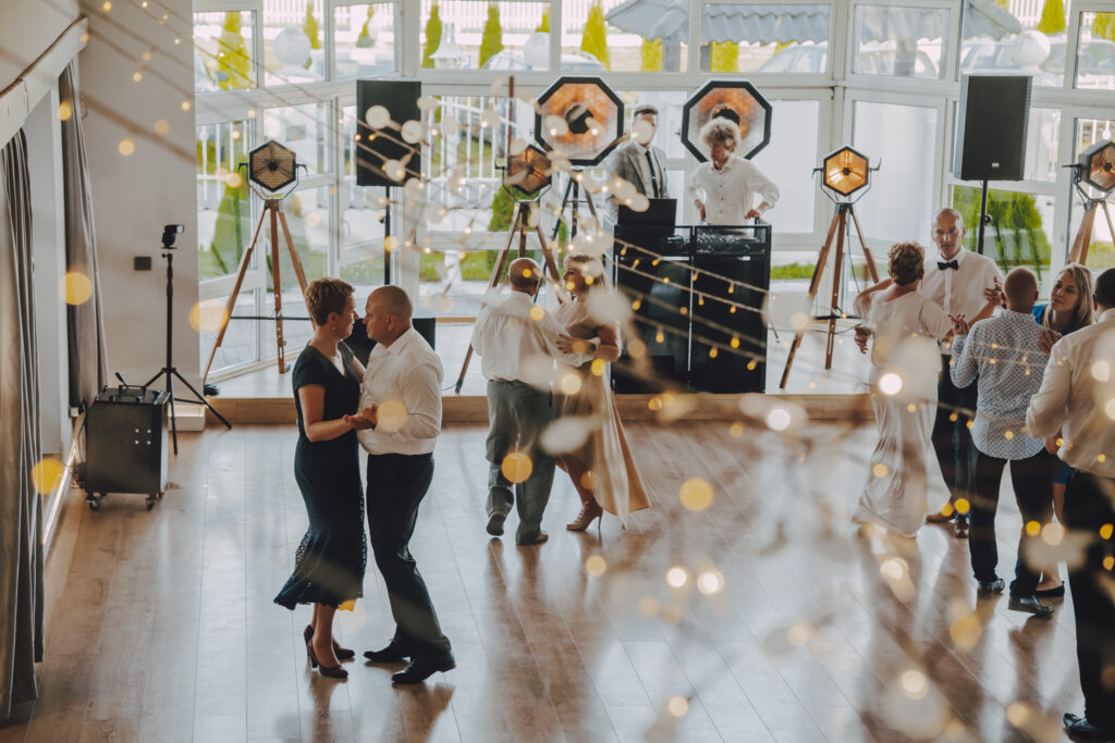 Klaudia i Szymon - wesele Stodoła Ołobok 39