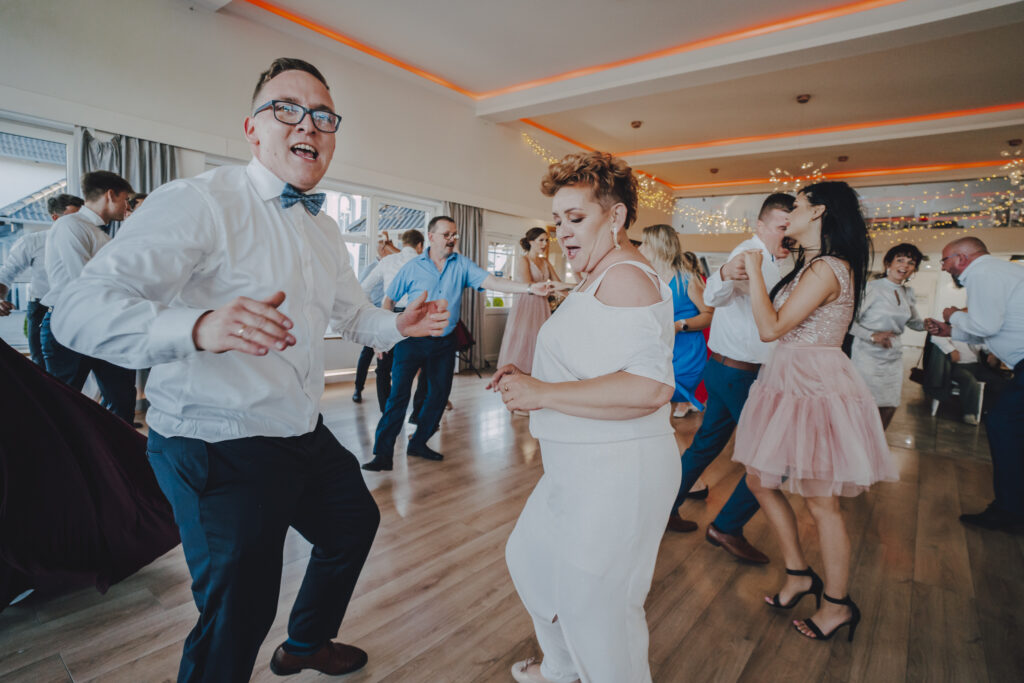 Klaudia i Szymon - wesele Stodoła Ołobok 40