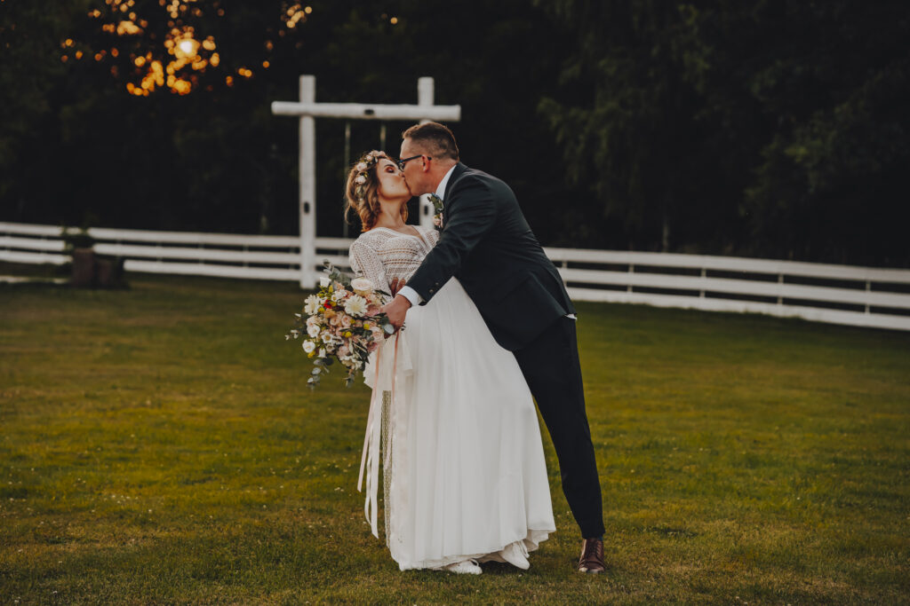 Klaudia i Szymon - wesele Stodoła Ołobok 53