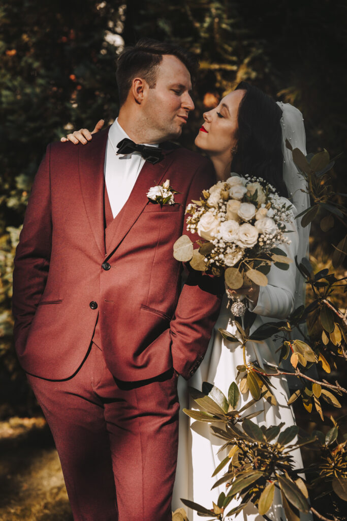 Karolina i Irwin - Klimatyczny ślub w Kożuchowie - Niećkowiak Foto&Video 13