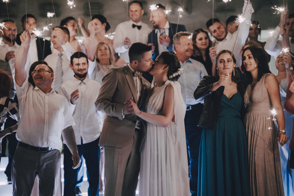 Kasia i Adrian - Romantyczny Ślub w Zielonej Górze - Niećkowiak Weddings Foto&Video 34