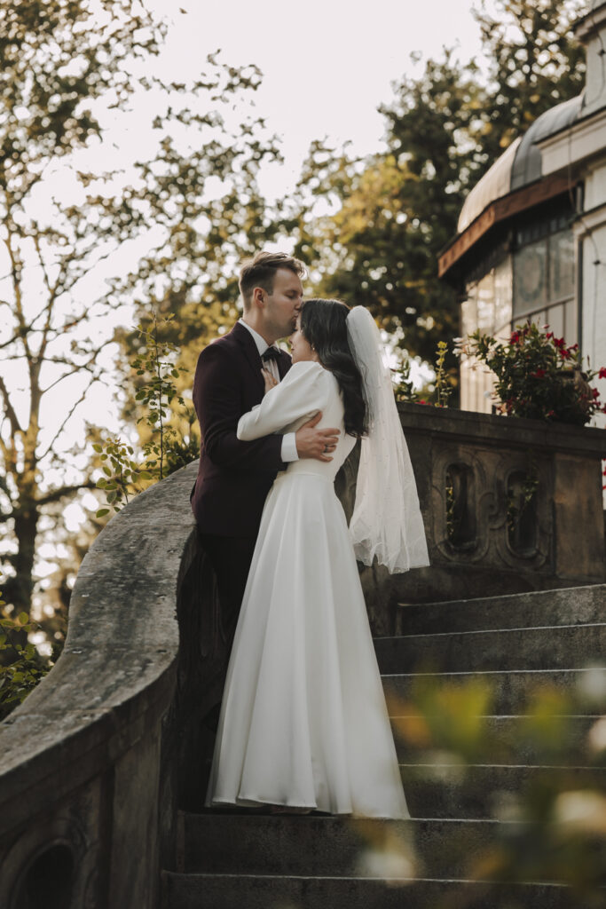 Karolina i Irwin - Klimatyczny ślub w Kożuchowie - Niećkowiak Foto&Video 2