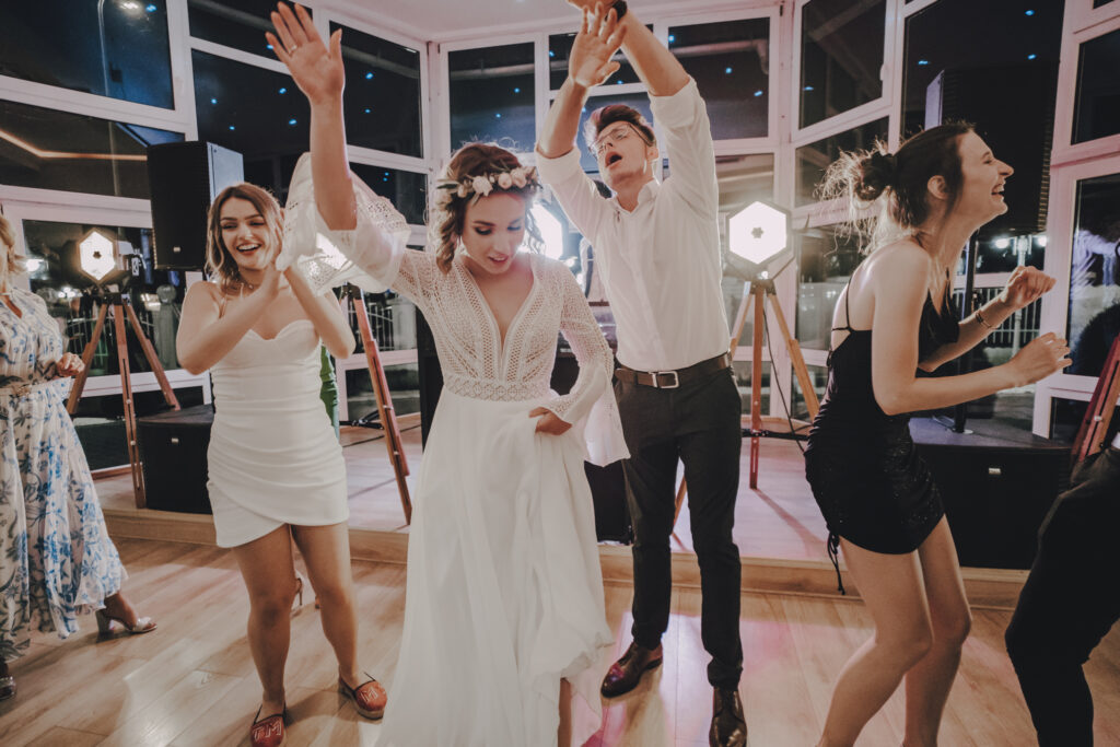 Klaudia i Szymon - wesele Stodoła Ołobok 76