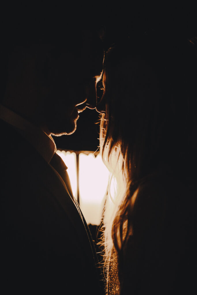 Ola i Maciek - Klimatyczny Ślub - Niećkowiak Weddings 18