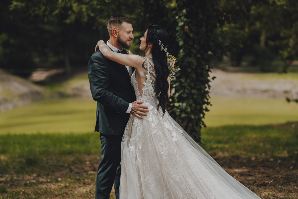 Martyna i Kuba - Ślub Pałac Henryków - Niećkowiak Weddings Foto&Video 7