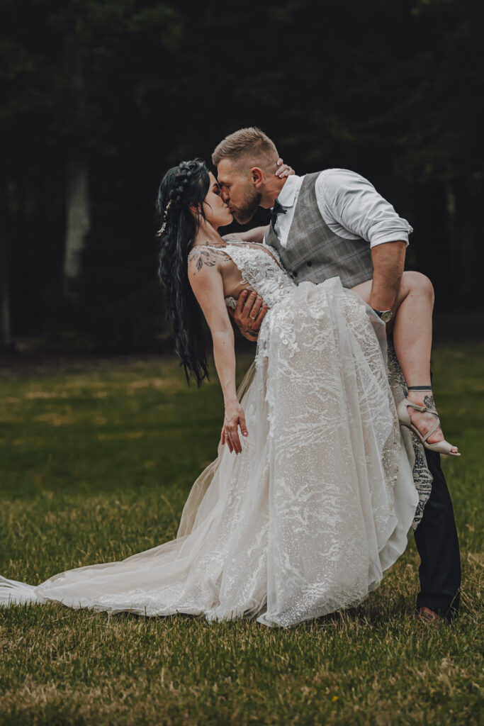 Martyna i Kuba - Ślub Pałac Henryków - Niećkowiak Weddings Foto&Video 16