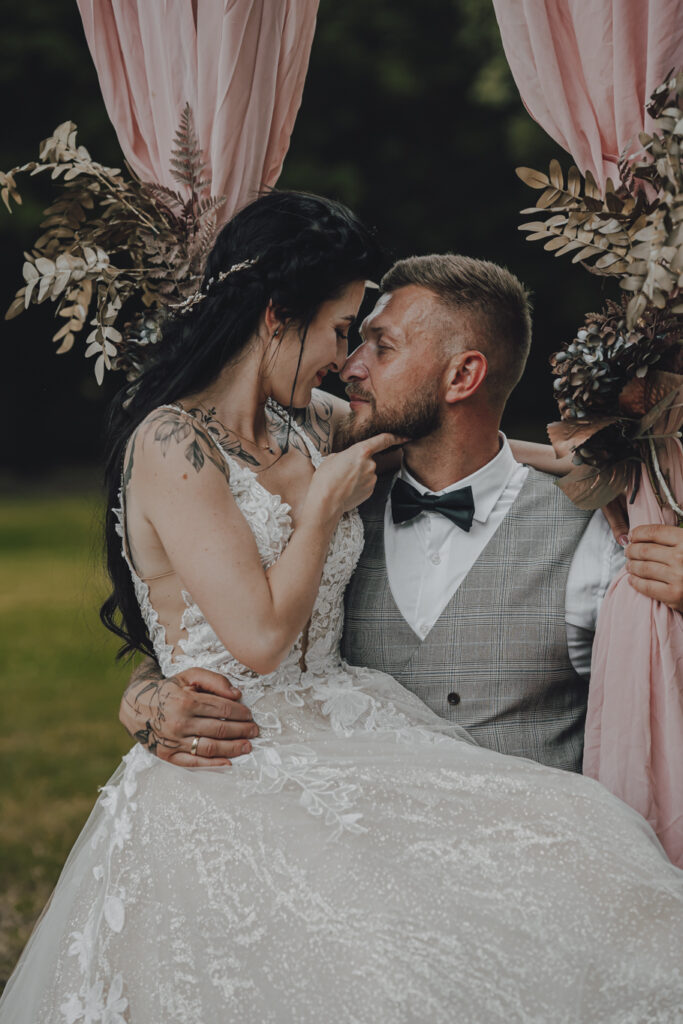 Martyna i Kuba - Ślub Pałac Henryków - Niećkowiak Weddings Foto&Video 17