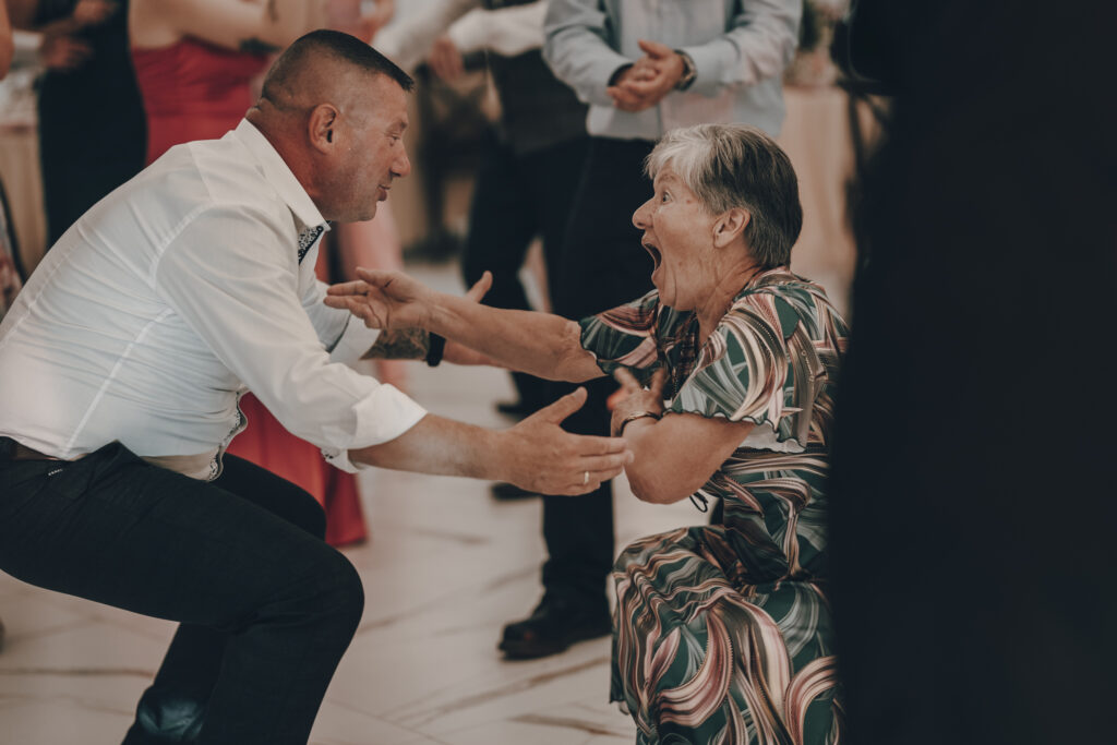 Martyna i Kuba - Ślub Pałac Henryków - Niećkowiak Weddings Foto&Video 26