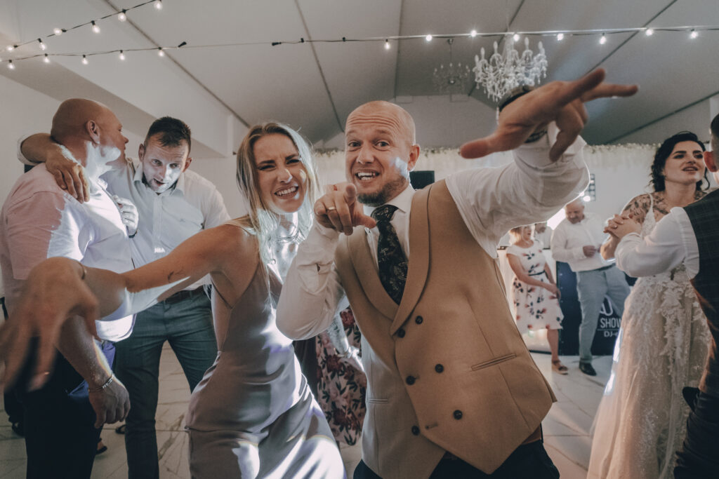 Martyna i Kuba - Ślub Pałac Henryków - Niećkowiak Weddings Foto&Video 33