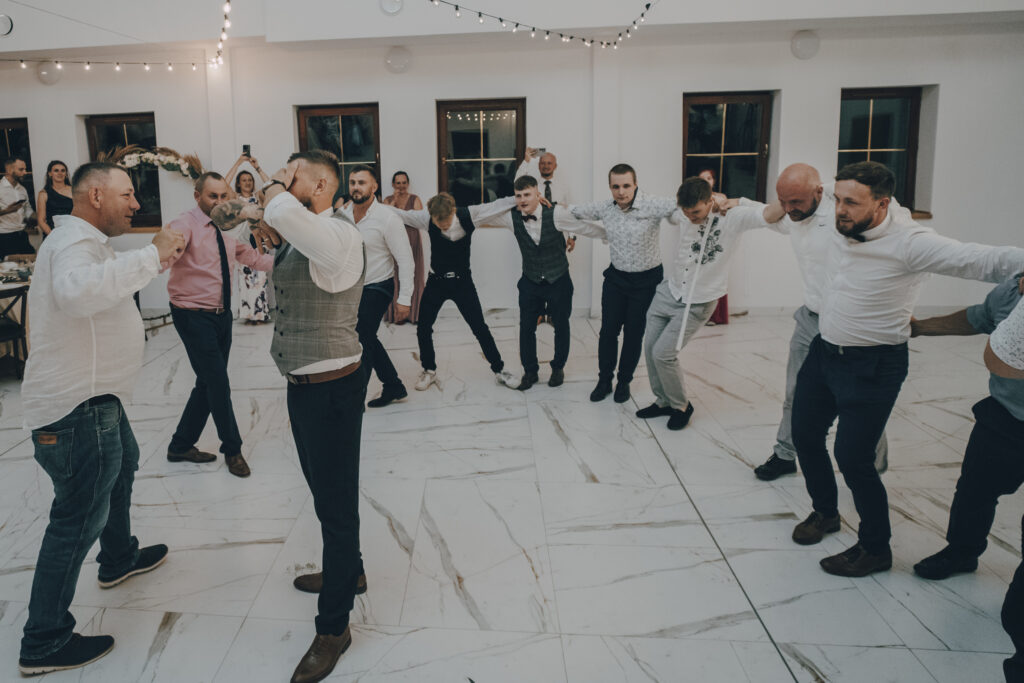 Martyna i Kuba - Ślub Pałac Henryków - Niećkowiak Weddings Foto&Video 35