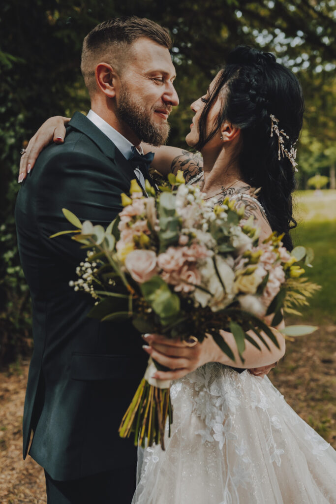 Martyna i Kuba - Ślub Pałac Henryków - Niećkowiak Weddings Foto&Video 40