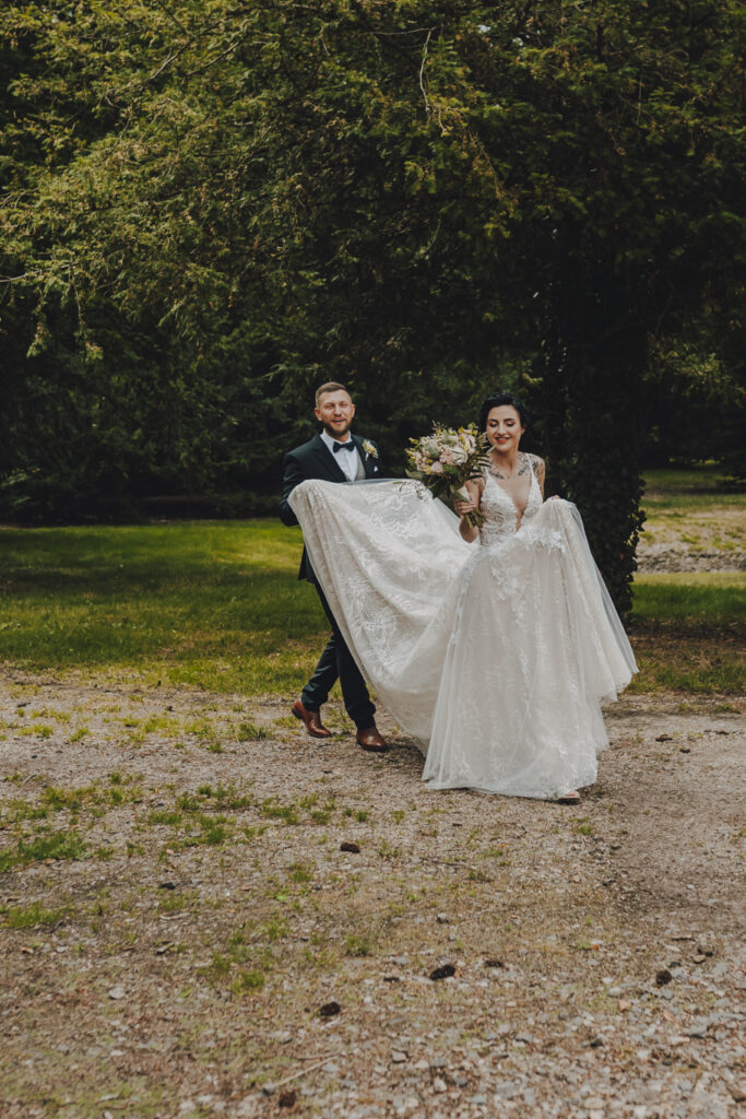 Martyna i Kuba - Ślub Pałac Henryków - Niećkowiak Weddings Foto&Video 43