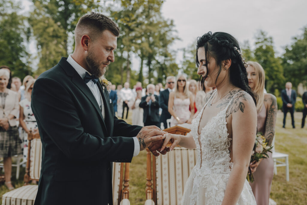 Martyna i Kuba - Ślub Pałac Henryków - Niećkowiak Weddings Foto&Video 46