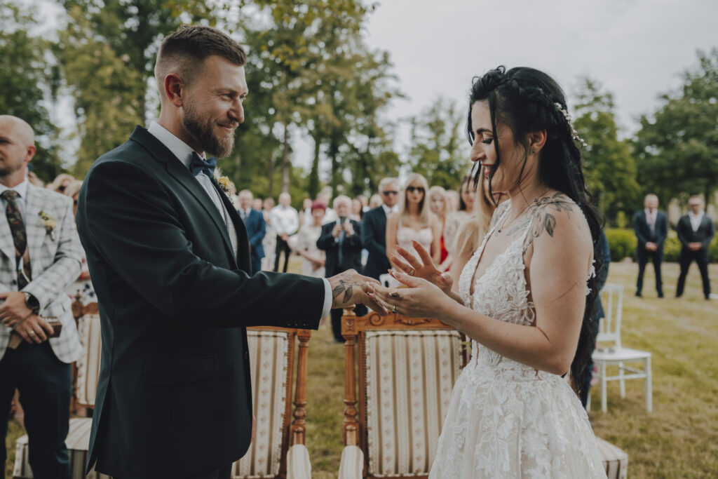 Martyna i Kuba - Ślub Pałac Henryków - Niećkowiak Weddings Foto&Video 47