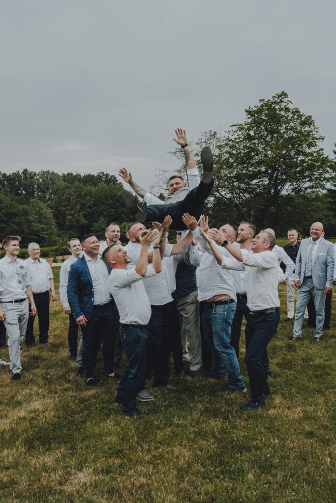 Martyna i Kuba - Ślub Pałac Henryków - Niećkowiak Weddings Foto&Video 56