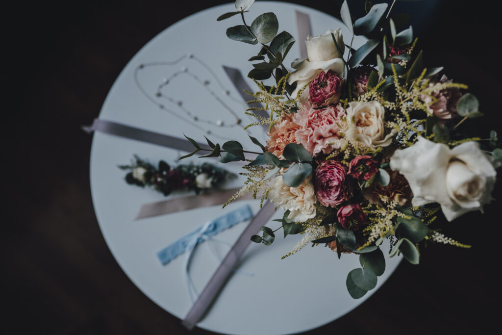 Ola i Maciek - Klimatyczny Ślub - Niećkowiak Weddings 3