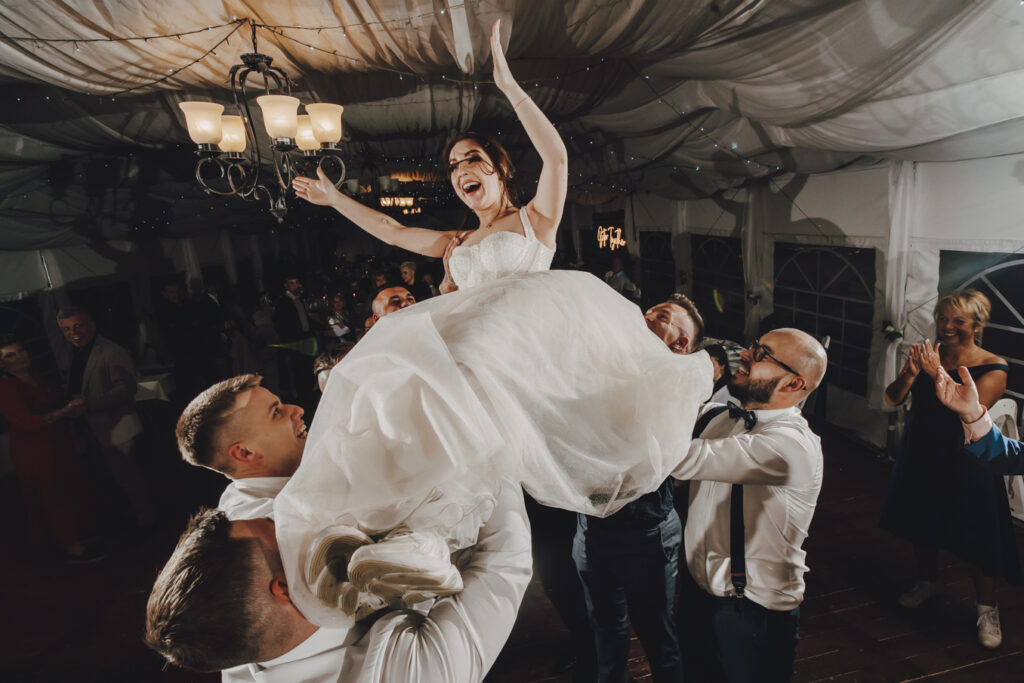 Fotografia Ślubna Niećkowiak Weddings - Magda i Dawid - Pałac Henryków 68