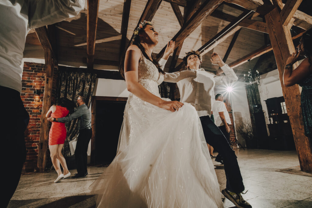 Diana i Alan - Ślub Stary Młyn w Brzeźnicy 45