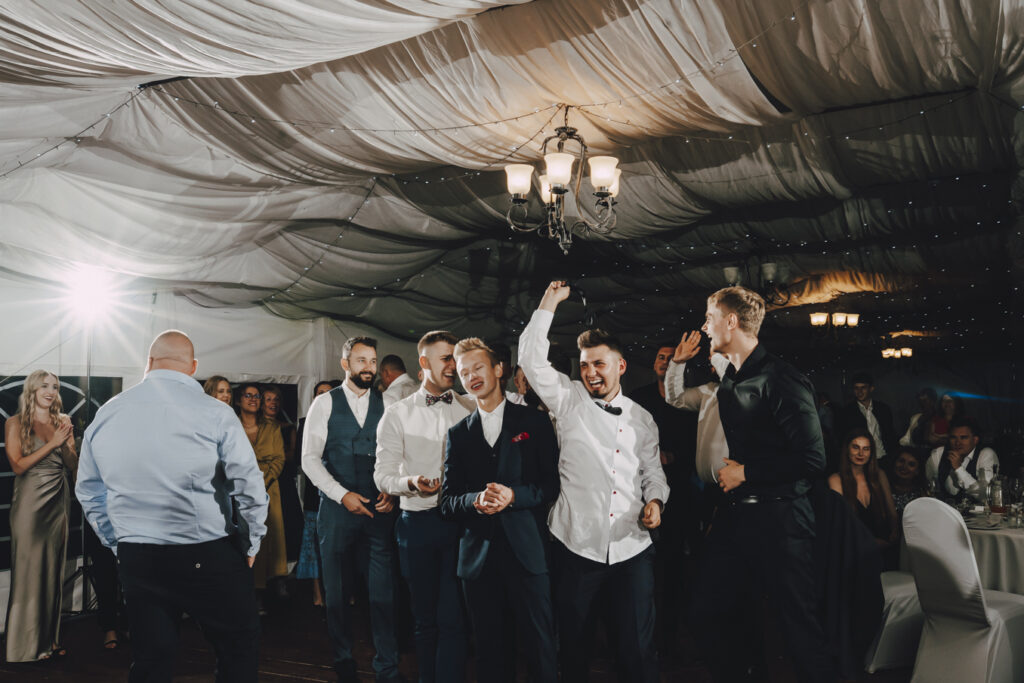 Fotografia Ślubna Niećkowiak Weddings - Magda i Dawid - Pałac Henryków 74