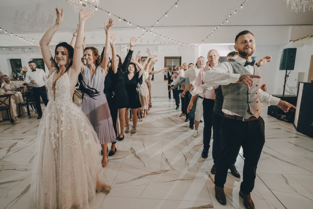 Martyna i Kuba - Ślub Pałac Henryków - Niećkowiak Weddings Foto&Video 64