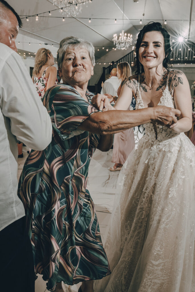 Martyna i Kuba - Ślub Pałac Henryków - Niećkowiak Weddings Foto&Video 66