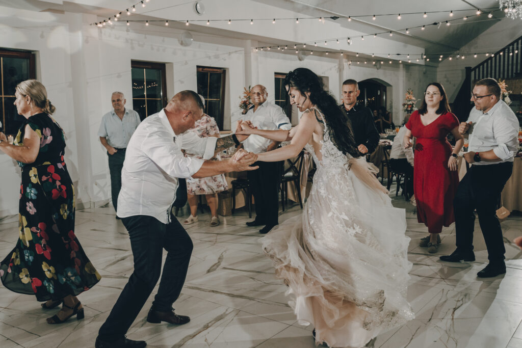 Martyna i Kuba - Ślub Pałac Henryków - Niećkowiak Weddings Foto&Video 67