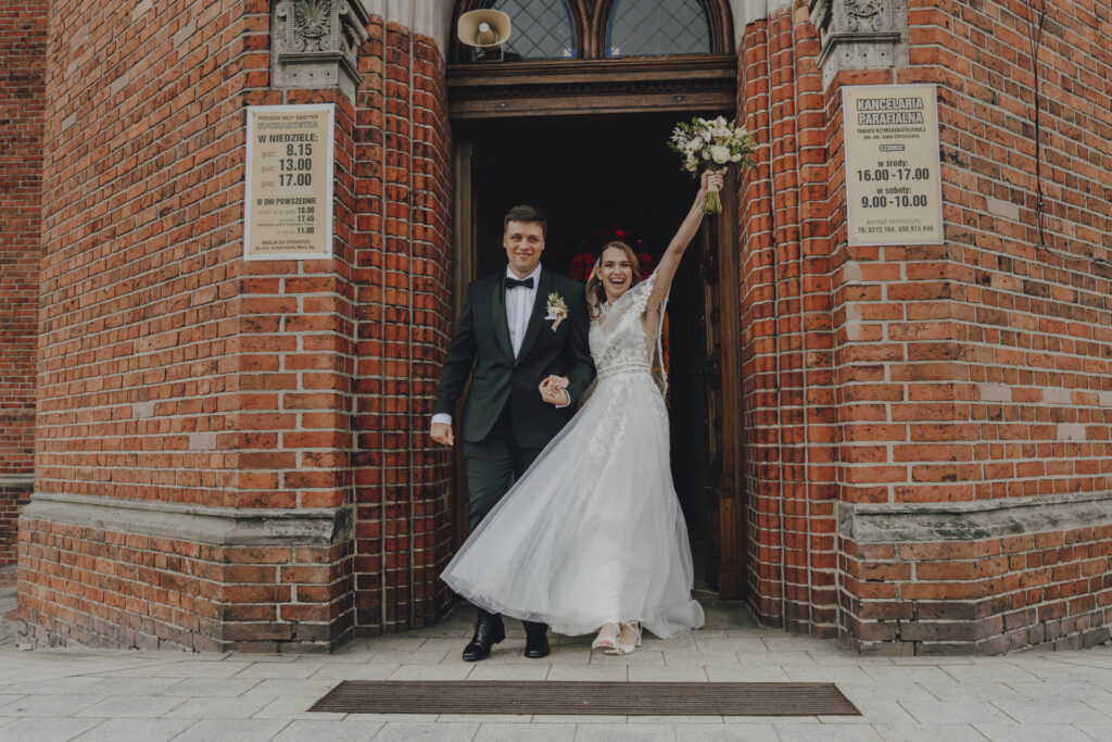 Karolina i Piotr -Slub w Polkowicach - Niećkowiak Weddings Foto&Video 5