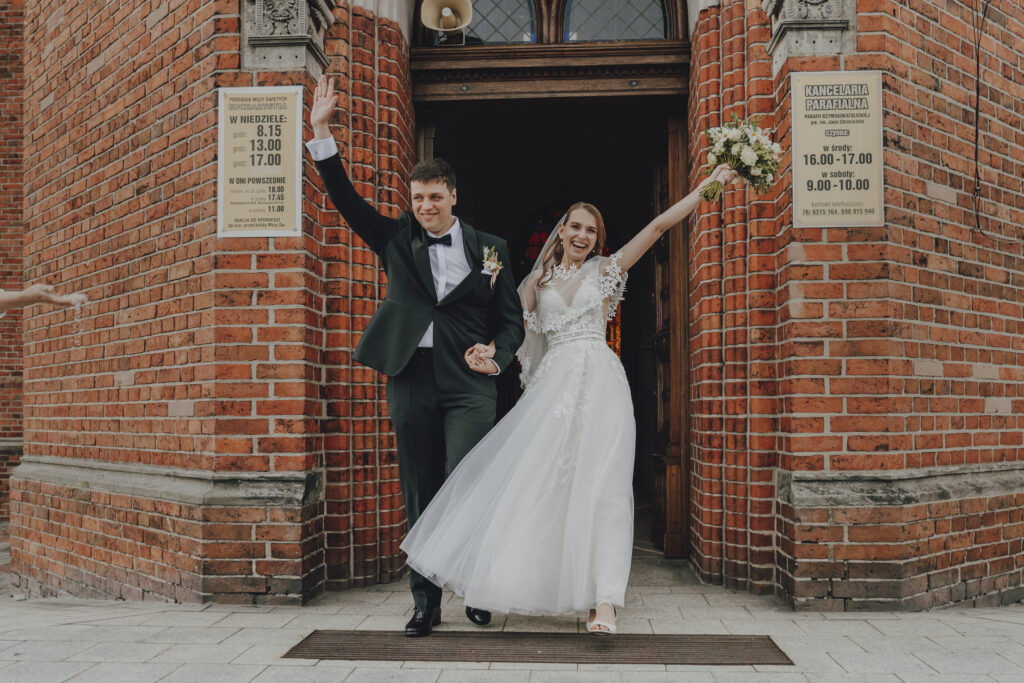 Karolina i Piotr -Slub w Polkowicach - Niećkowiak Weddings Foto&Video 6