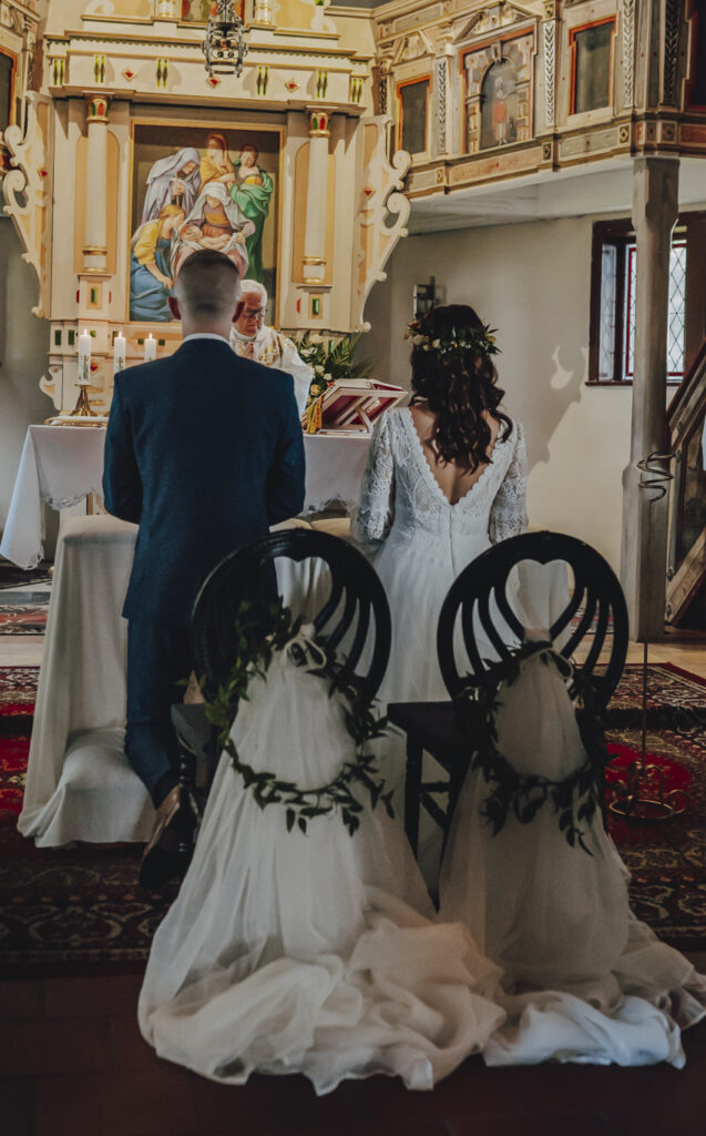 Ewa i Arek - Emocjonalny Ślub - Niećkowiak Weddings 26