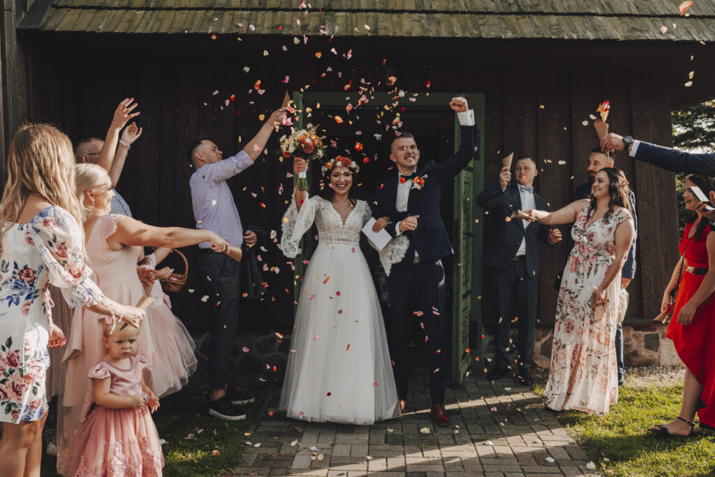 Ewa i Arek - Emocjonalny Ślub - Niećkowiak Weddings 38