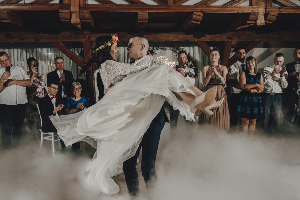 Ewa i Arek - Emocjonalny Ślub - Niećkowiak Weddings 53