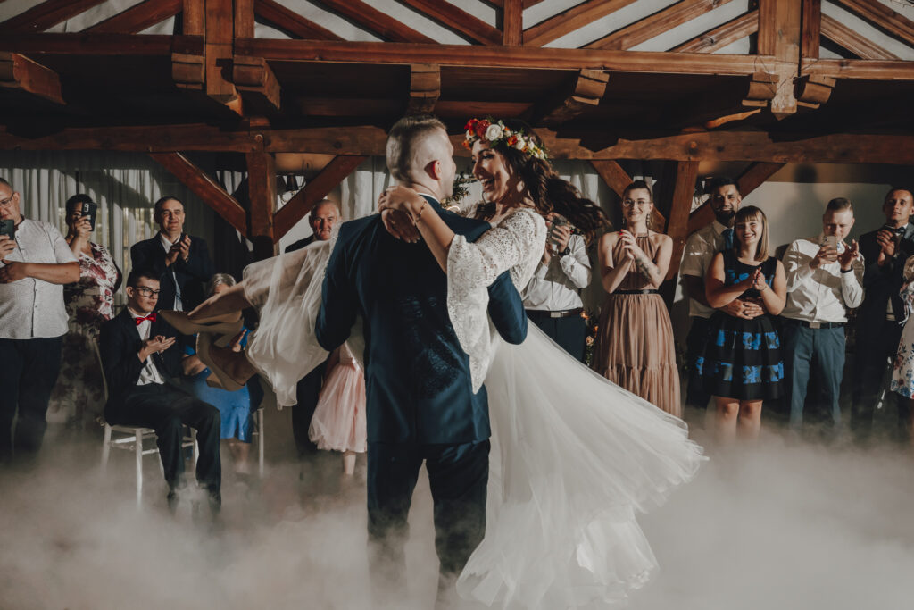 Ewa i Arek - Emocjonalny Ślub - Niećkowiak Weddings 54