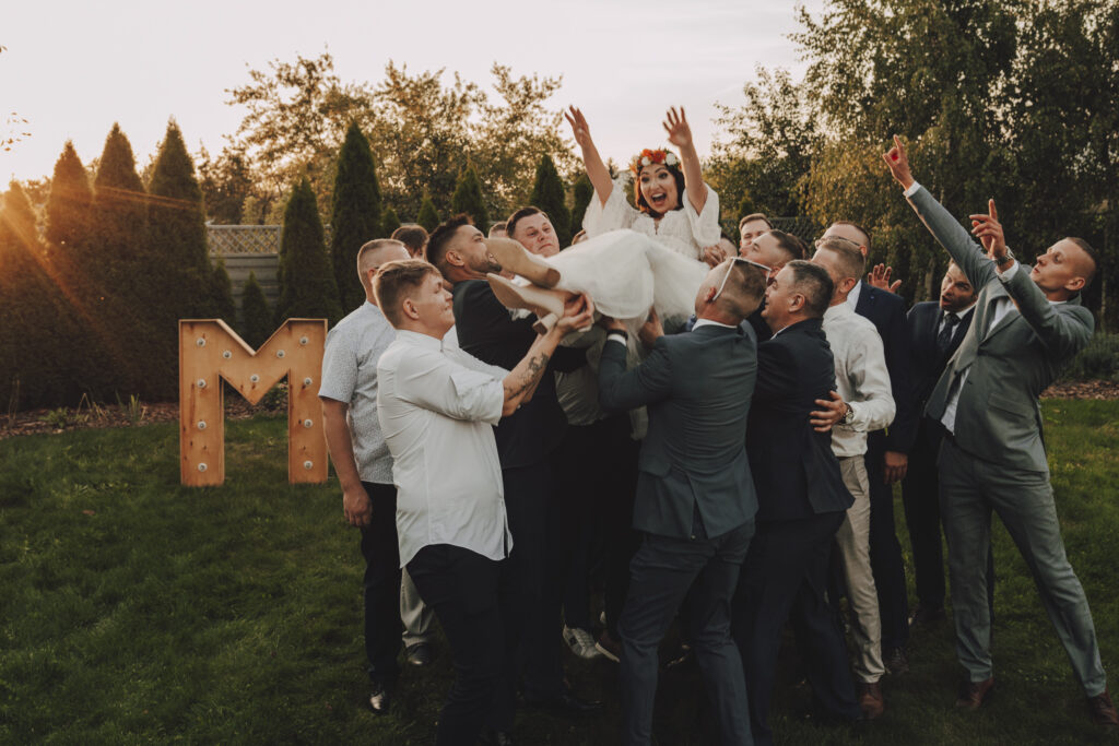 Ewa i Arek - Emocjonalny Ślub - Niećkowiak Weddings 68