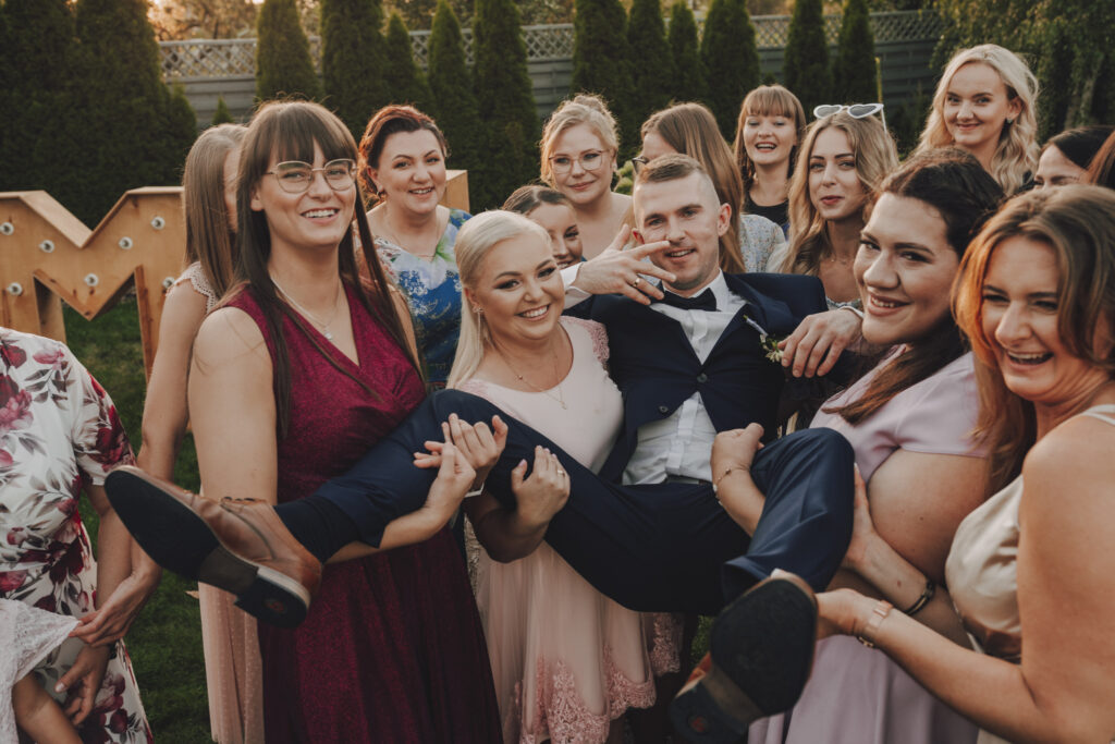 Ewa i Arek - Emocjonalny Ślub - Niećkowiak Weddings 73