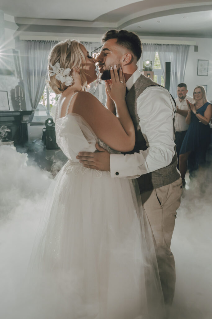 Klaudia i Mateusz - Ślub w Kożuchowie - Niećkowiak Foto&Video 16