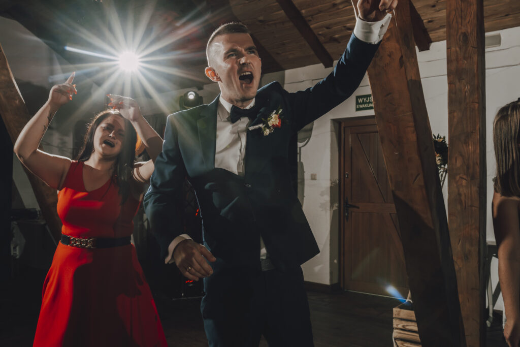 Ewa i Arek - Emocjonalny Ślub - Niećkowiak Weddings 83