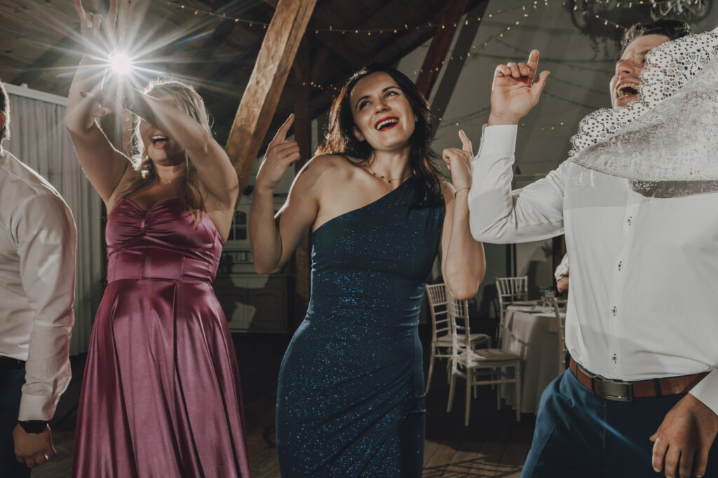 Ewa i Arek - Emocjonalny Ślub - Niećkowiak Weddings 85