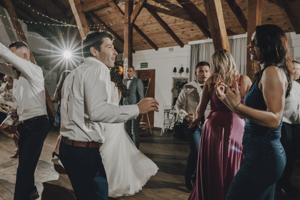 Ewa i Arek - Emocjonalny Ślub - Niećkowiak Weddings 88