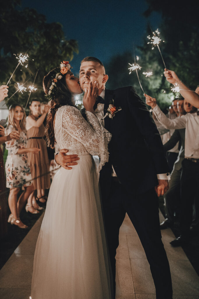 Ewa i Arek - Emocjonalny Ślub - Niećkowiak Weddings 97