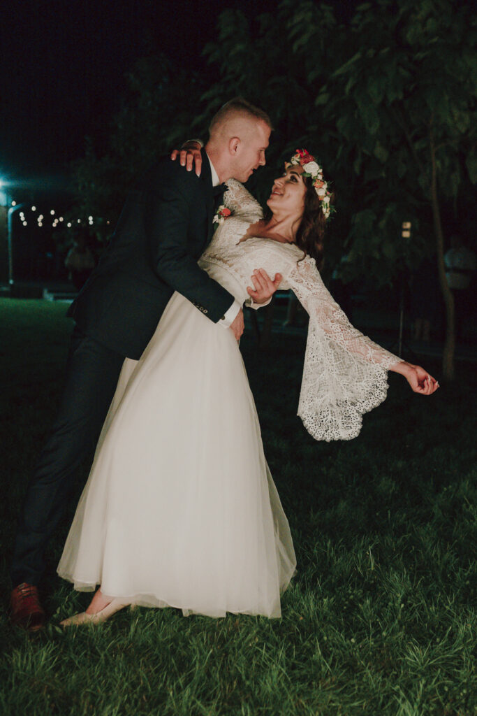 Ewa i Arek - Emocjonalny Ślub - Niećkowiak Weddings 107