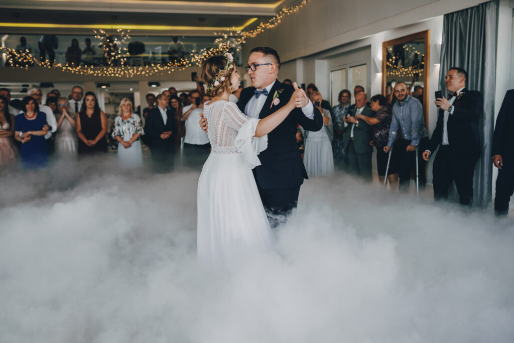 Klaudia i Szymon - wesele Stodoła Ołobok 35