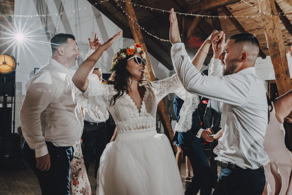 Ewa i Arek - Emocjonalny Ślub - Niećkowiak Weddings 120