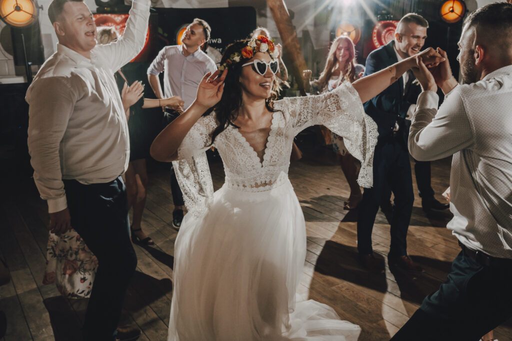 Ewa i Arek - Emocjonalny Ślub - Niećkowiak Weddings 121