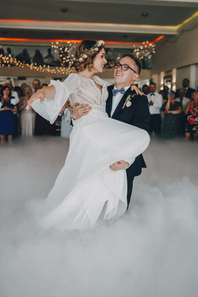 Klaudia i Szymon - wesele Stodoła Ołobok 37