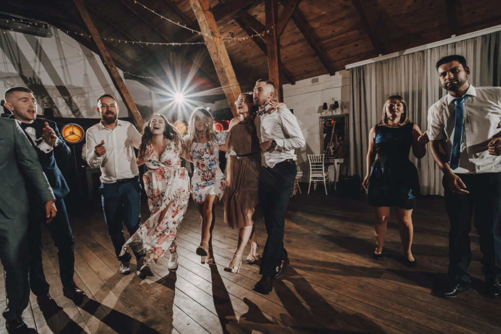 Ewa i Arek - Emocjonalny Ślub - Niećkowiak Weddings 124