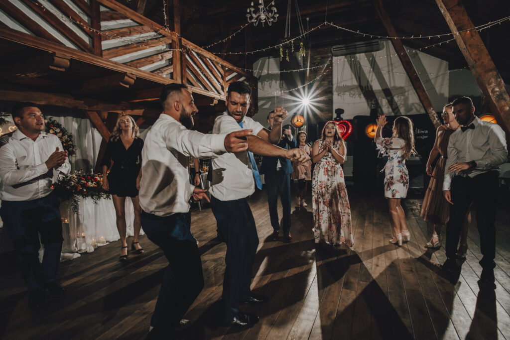 Ewa i Arek - Emocjonalny Ślub - Niećkowiak Weddings 125