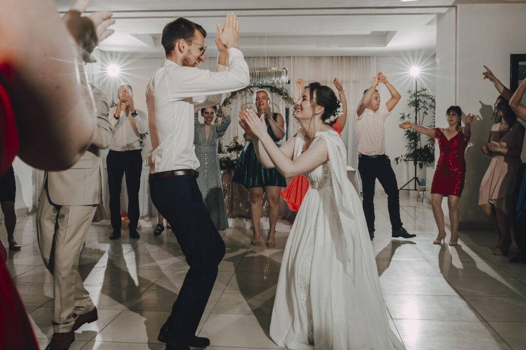 Kasia i Adrian - Romantyczny Ślub w Zielonej Górze - Niećkowiak Weddings Foto&Video 28