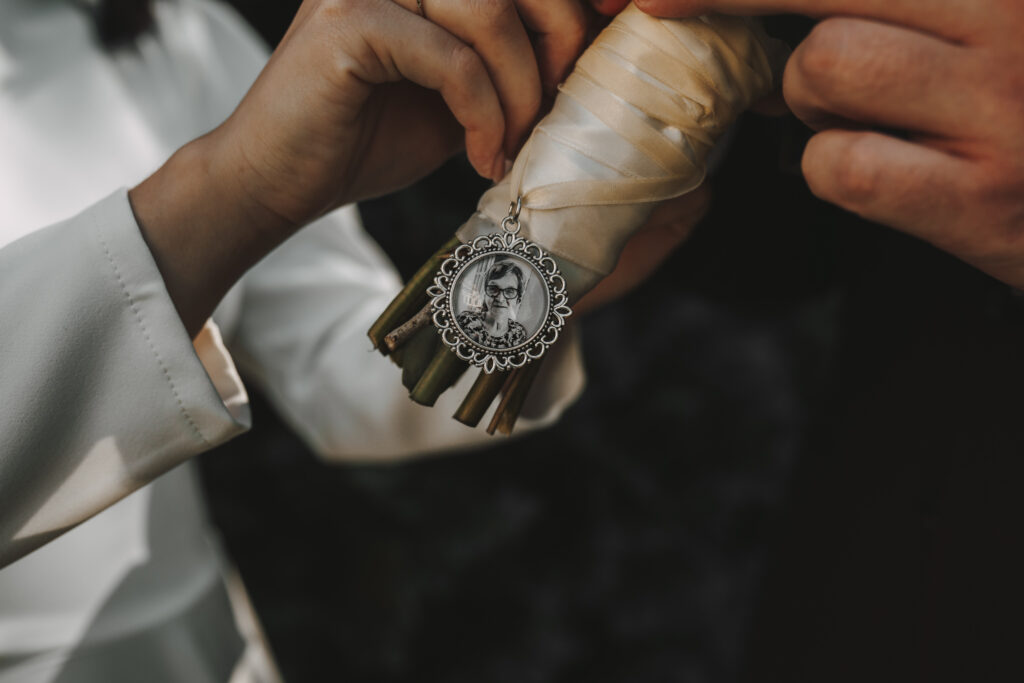 Karolina i Irwin - Klimatyczny ślub w Kożuchowie - Niećkowiak Foto&Video 11