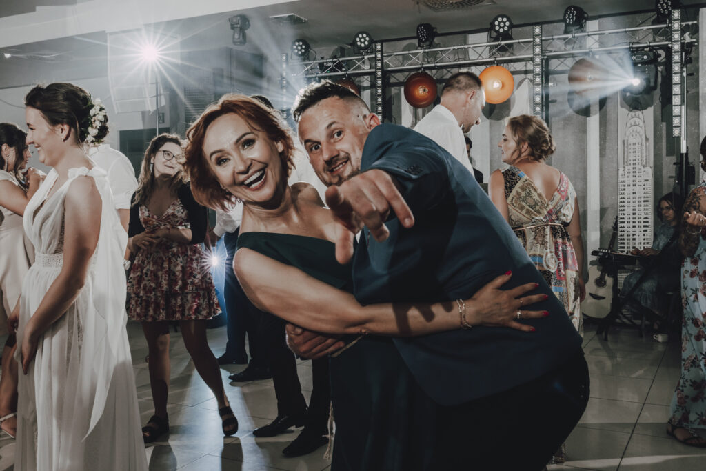 Kasia i Adrian - Romantyczny Ślub w Zielonej Górze - Niećkowiak Weddings Foto&Video 36